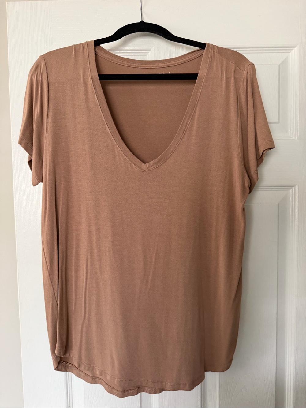 Abercrombie & Fitch Women's V-Neck Short Sleeve Top in Tan